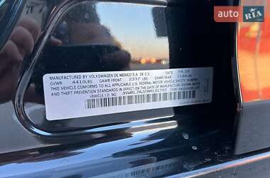 Седан Volkswagen Jetta 2010 в 