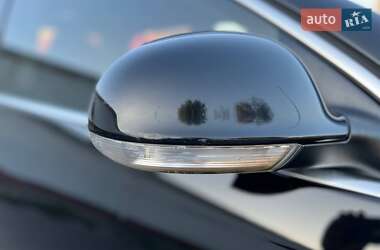 Седан Volkswagen Jetta 2010 в 
