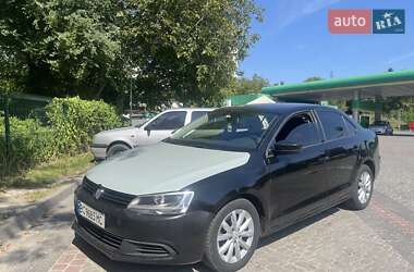 Седан Volkswagen Jetta 2014 в Львове