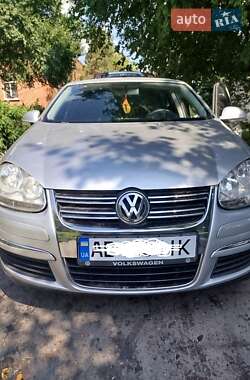 Седан Volkswagen Jetta 2005 в Гайсине