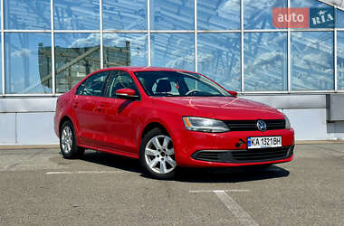 Седан Volkswagen Jetta 2014 в Киеве