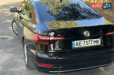 Седан Volkswagen Jetta 2018 в 