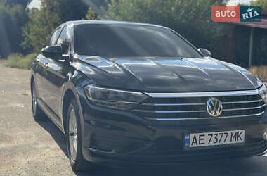 Седан Volkswagen Jetta 2018 в 