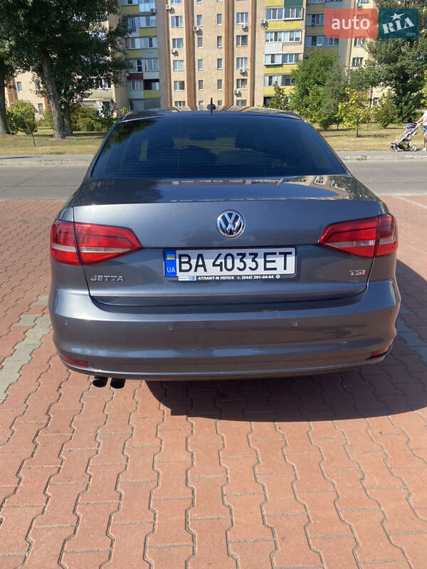 Седан Volkswagen Jetta 2015 в Києві фото 7 Седан Volkswagen Jetta 2015 в Києві