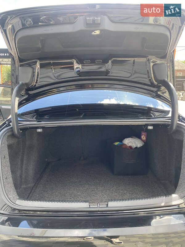 Седан Volkswagen Jetta 2015 в Харкові