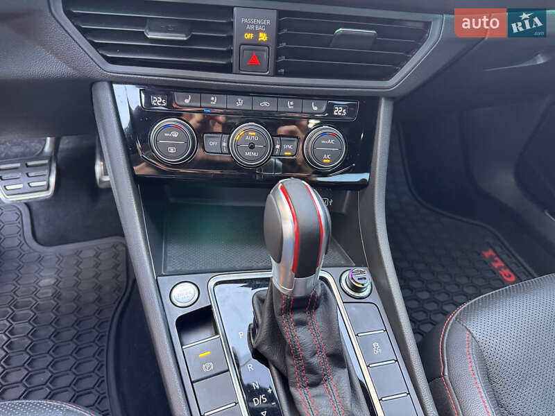 Седан Volkswagen Jetta 2019 в Одесі фото 24 Седан Volkswagen Jetta 2019 в Одесі