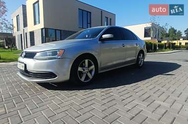 Седан Volkswagen Jetta 2011 в Ірпені