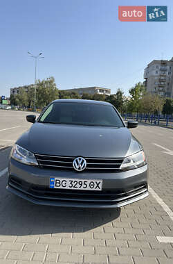 Седан Volkswagen Jetta 2016 в Шептицькому