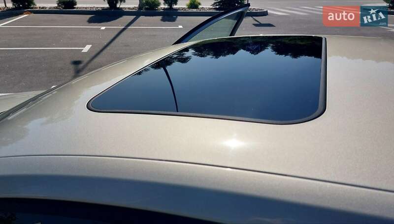 Седан Volkswagen Jetta 2015 в Києві