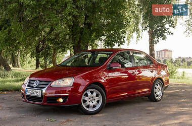 Седан Volkswagen Jetta 2006 в 