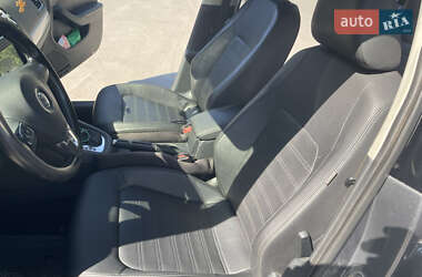 Седан Volkswagen Jetta 2010 в Решетиловке