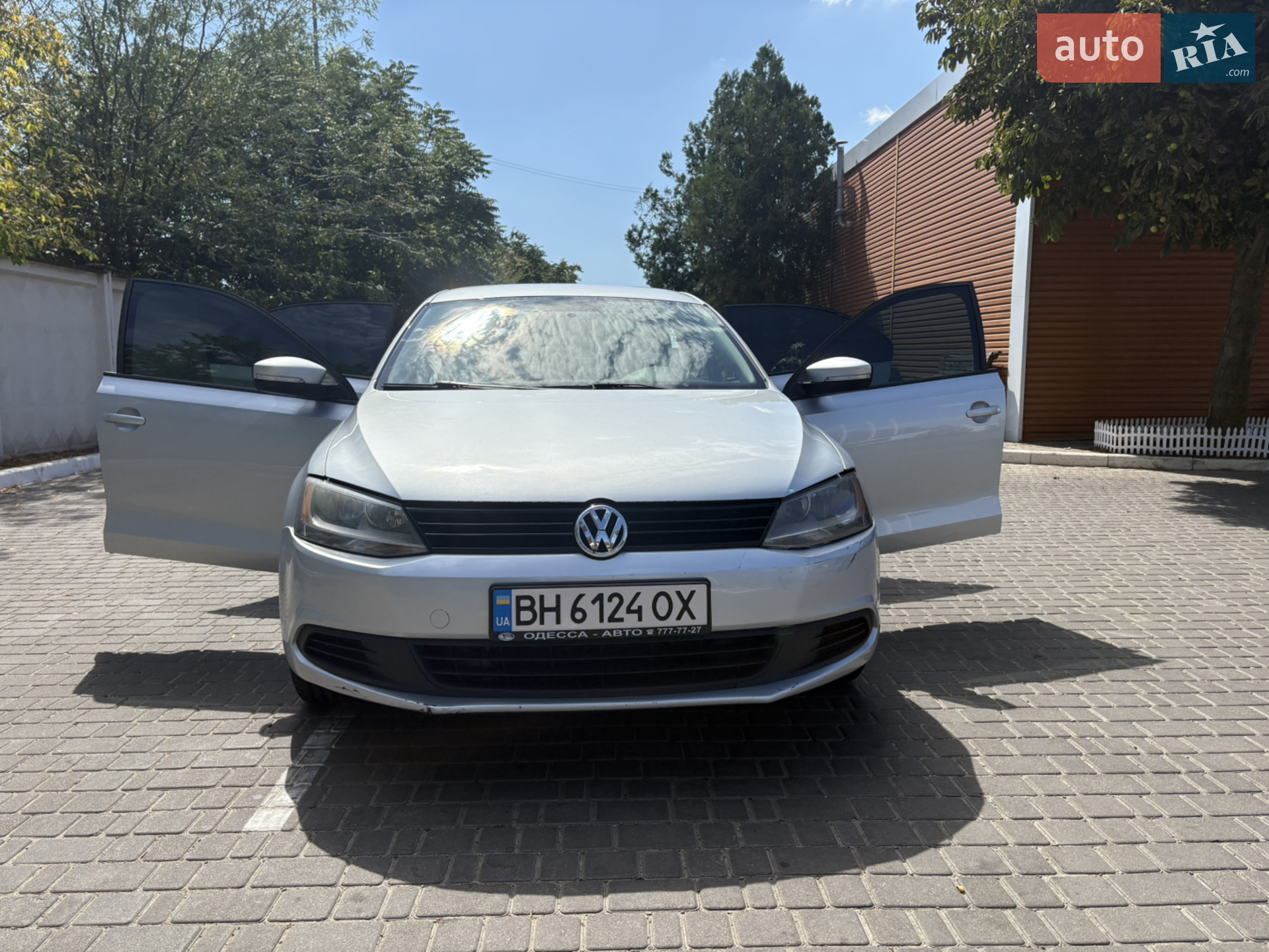 2010 Volkswagen Jetta - мініатюра 11