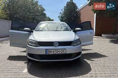 Седан Volkswagen Jetta 2010 в 