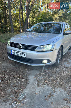 Седан Volkswagen Jetta 2011 в Макарові