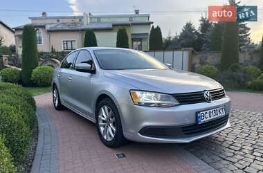Седан Volkswagen Jetta 2013 в Львове