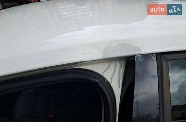 Седан Volkswagen Jetta 2010 в  фото 18 Седан Volkswagen Jetta 2010 в