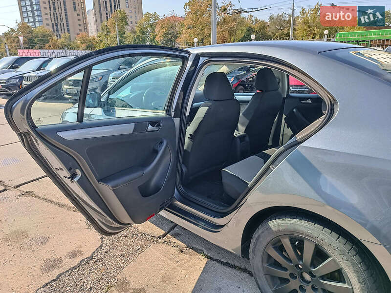 Седан Volkswagen Jetta 2017 в Харькове фото 14 Седан Volkswagen Jetta 2017 в Харькове