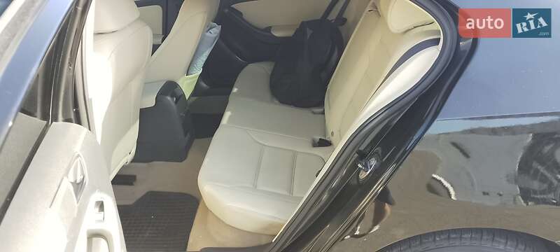 Седан Volkswagen Jetta 2010 в Одессе