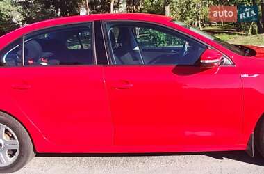 Седан Volkswagen Jetta 2015 в 