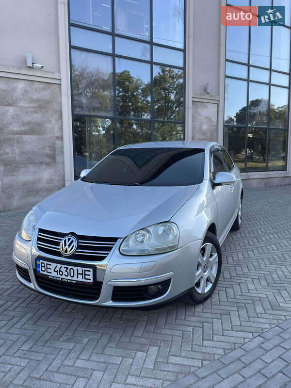 Volkswagen Jetta 2010