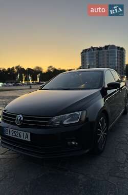 Седан Volkswagen Jetta 2014 в 