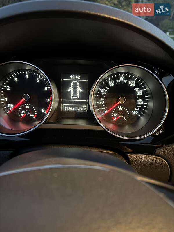 Седан Volkswagen Jetta 2014 в Кременчуці фото 10 Седан Volkswagen Jetta 2014 в Кременчуці