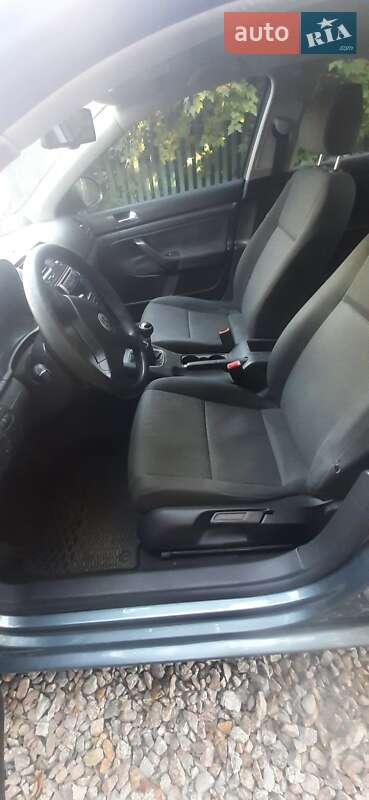 Седан Volkswagen Jetta 2006 в Киеве