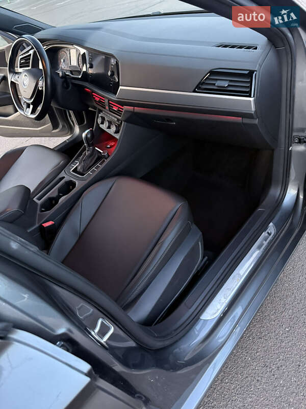 Седан Volkswagen Jetta 2019 в Одессе