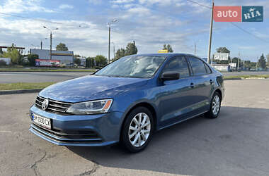 Седан Volkswagen Jetta 2015 в Сумах