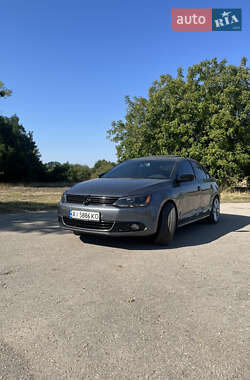 Седан Volkswagen Jetta 2011 в Киеве