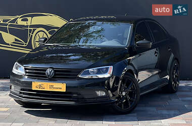 Седан Volkswagen Jetta 2015 в Києві