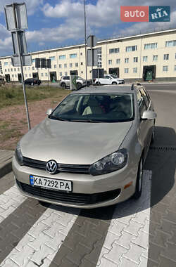 Универсал Volkswagen Jetta 2013 в 