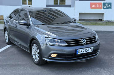 Седан Volkswagen Jetta 2016 в Харкові