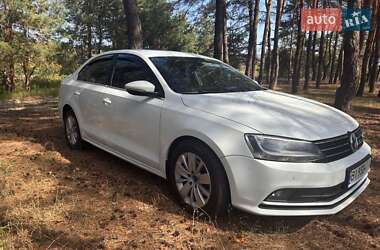 Седан Volkswagen Jetta 2016 в 