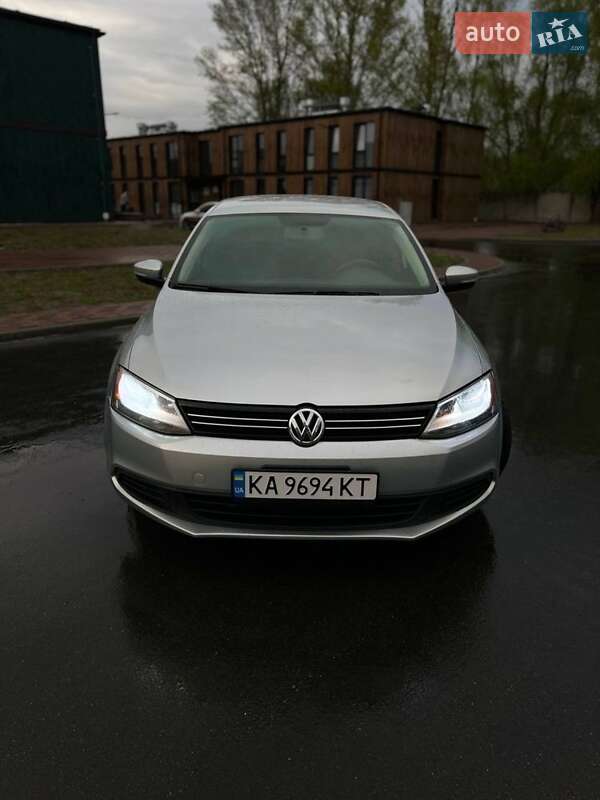 Volkswagen Jetta 2011
