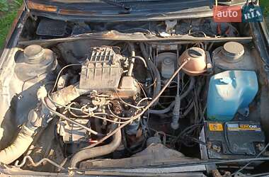 Седан Volkswagen Jetta 1991 в Хмельницком