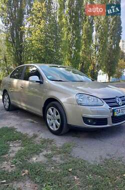 Седан Volkswagen Jetta 2008 в Харькове