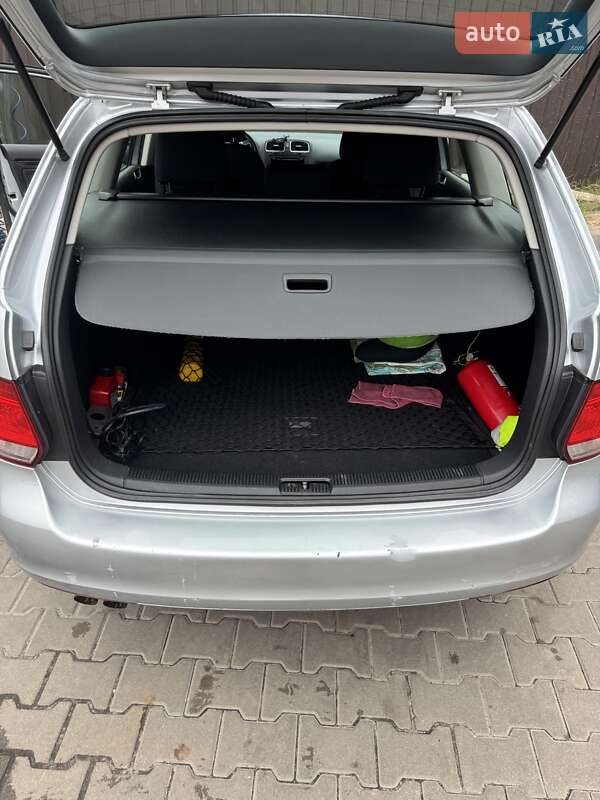 Універсал Volkswagen Jetta 2014 в Києві