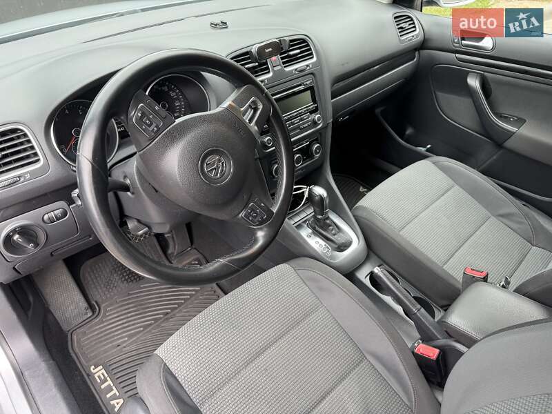 Універсал Volkswagen Jetta 2014 в Києві