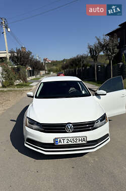 Седан Volkswagen Jetta 2016 в 