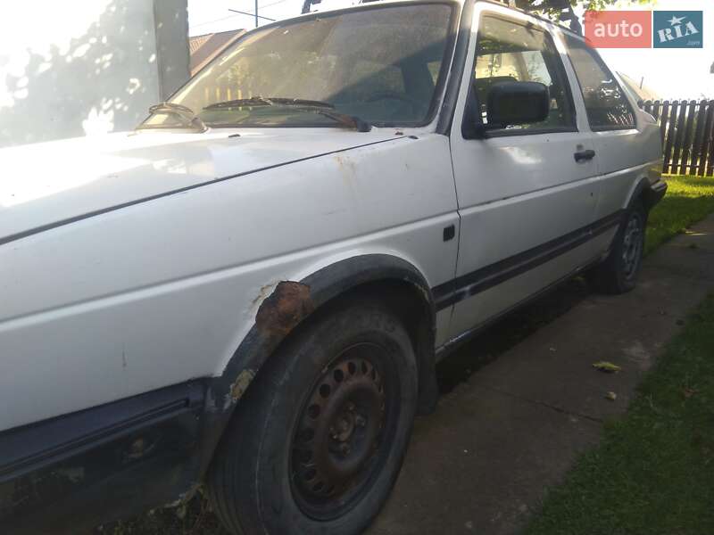 Купе Volkswagen Jetta 1986 в Рудки
