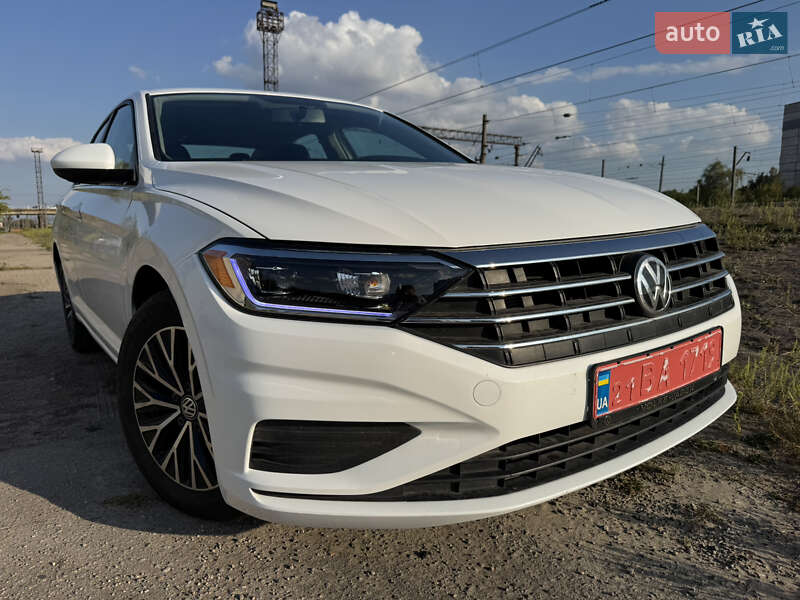 Седан Volkswagen Jetta 2021 в Харькове