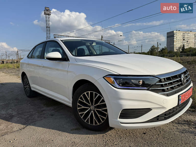 Седан Volkswagen Jetta 2021 в Харькове