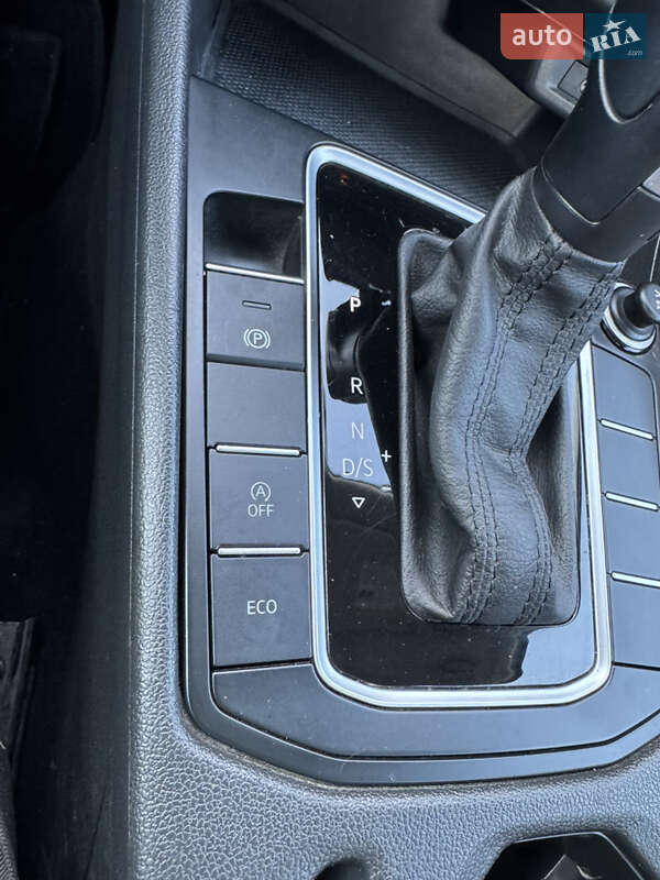 Седан Volkswagen Jetta 2021 в Харькове