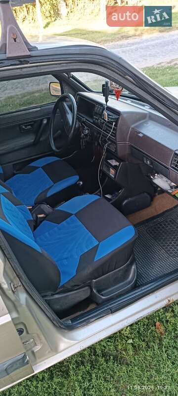 Седан Volkswagen Jetta 1985 в Владимире