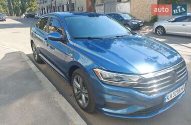 Седан Volkswagen Jetta 2019 в Киеве