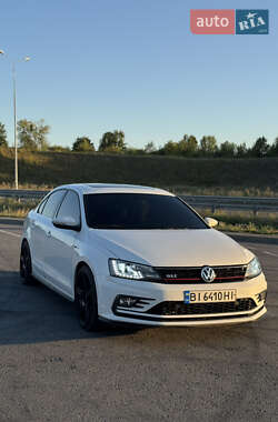 Седан Volkswagen Jetta 2017 в Полтаве