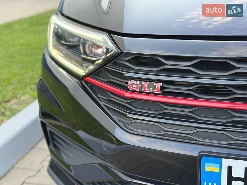 Volkswagen Jetta 2019