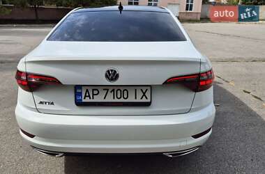 Седан Volkswagen Jetta 2019 в 