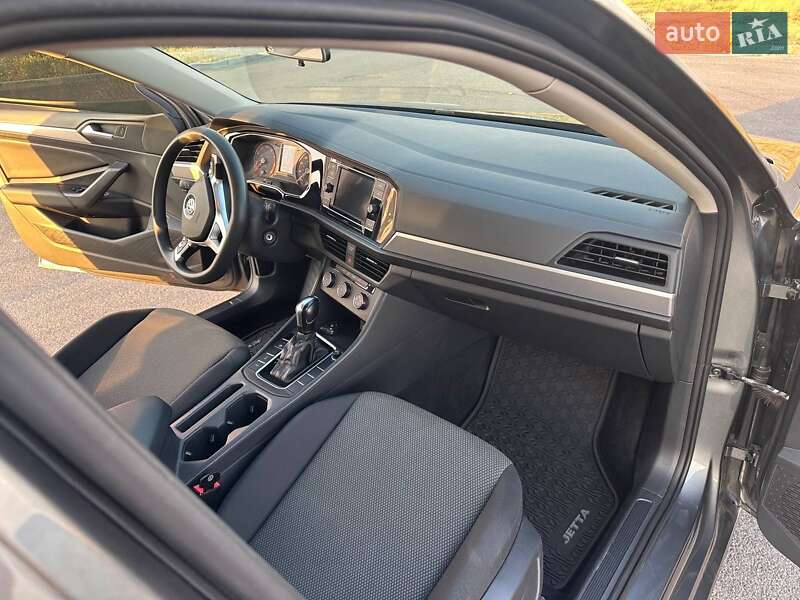 Седан Volkswagen Jetta 2019 в Виннице